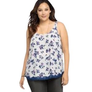 Torrid EUC Size 4 White Blue Floral Lace Trim Flowy Tank Top